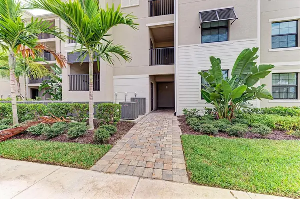 18114 GAWTHROP DR #306, Bradenton, FL 34211