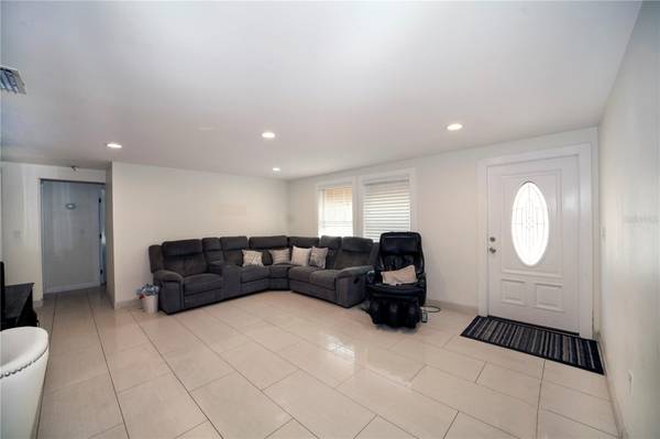 2653 22ND ST, Sarasota, FL 34234
