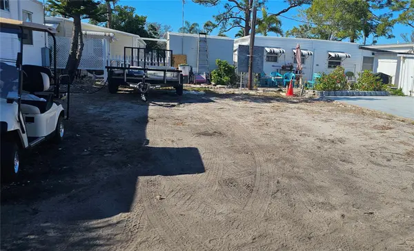 69 W 4TH ST W #69-4, Bradenton, FL 34210