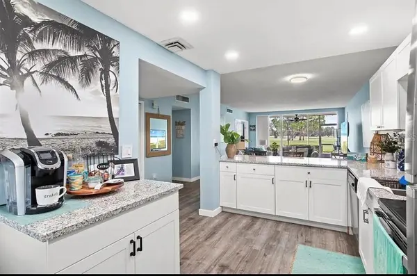 7461 W COUNTRY CLUB DR N #108, Sarasota, FL 34243