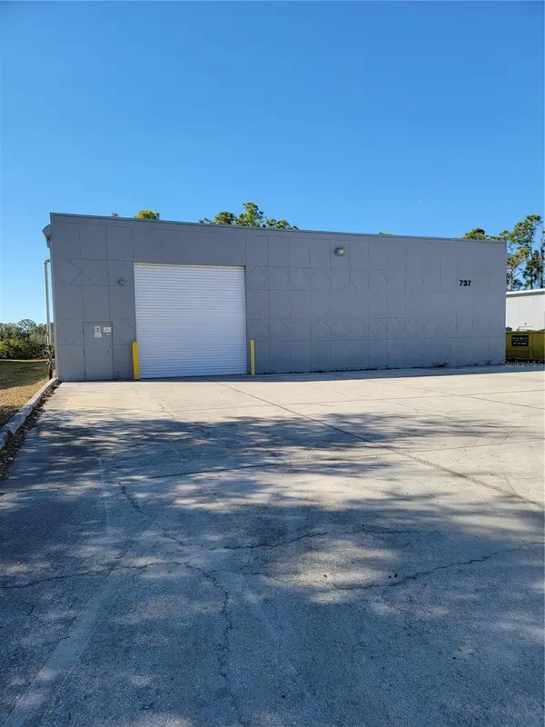 737 COMMERCE DR, Venice, FL 34292