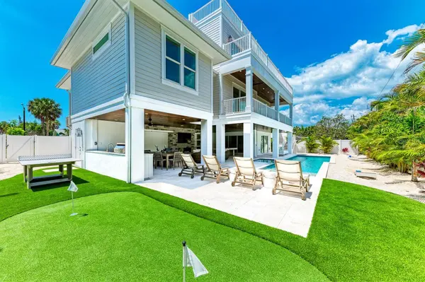 215 83RD ST, Holmes Beach, FL 34217