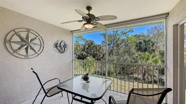 4655 TOWER HILL LN #2422, Sarasota, FL 34238