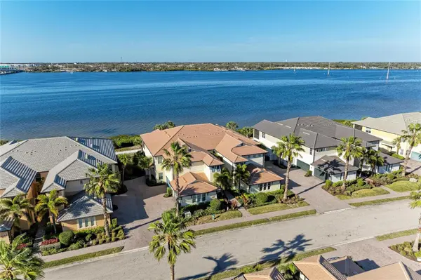 1246 RIVERSCAPE ST, Bradenton, FL 34208
