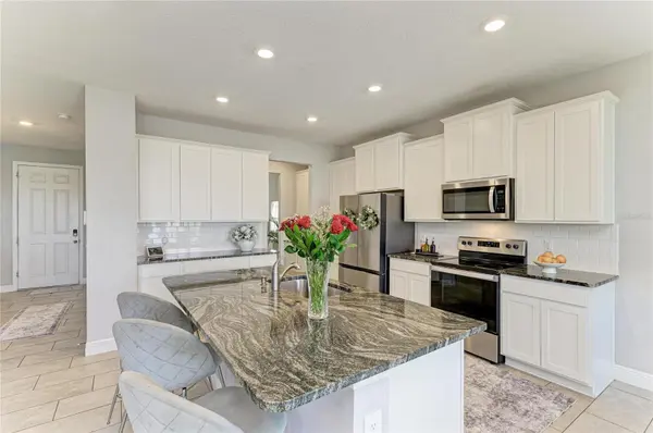 5238 GROVE MILL LOOP, Bradenton, FL 34211