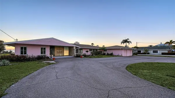 7322 WESTMORELAND DR, Sarasota, FL 34243