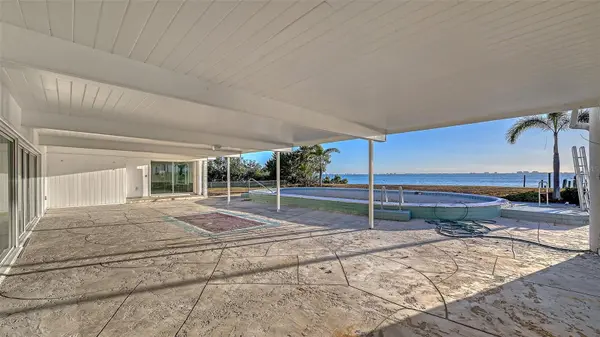 7322 WESTMORELAND DR, Sarasota, FL 34243