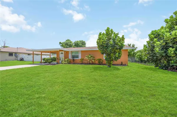 3035 SHAMROCK DR, Venice, FL 34293