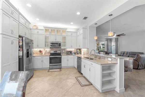 4912 SANDY GLEN WAY, Wimauma, FL 33598