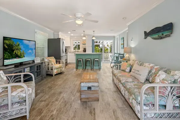 305 57TH ST #B, Holmes Beach, FL 34217
