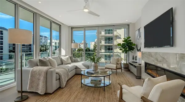 223 GOLDEN GATE PT #302, Sarasota, FL 34236