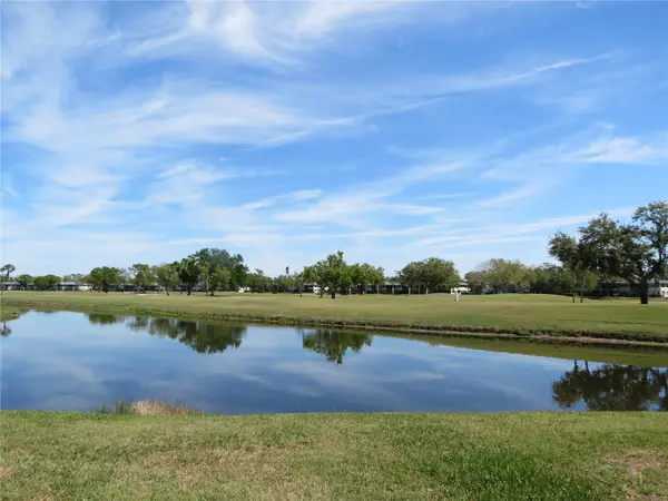 7193 W COUNTRY CLUB DR N #138, Sarasota, FL 34243
