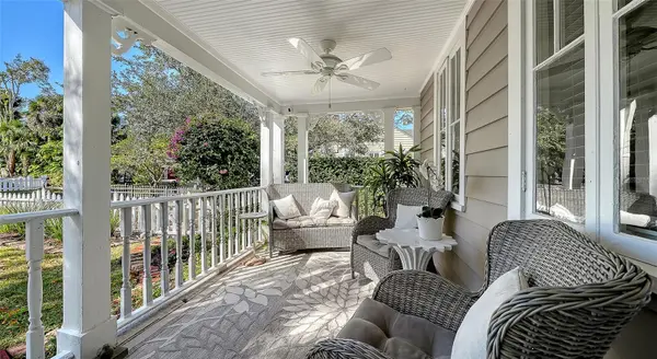 1751 FLOYD ST, Sarasota, FL 34239