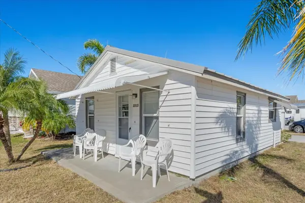 3315 FRY ST, Sarasota, FL 34239