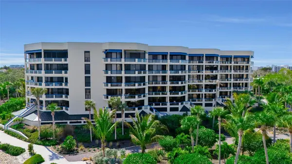 2110 HARBOURSIDE DR #523, Longboat Key, FL 34228
