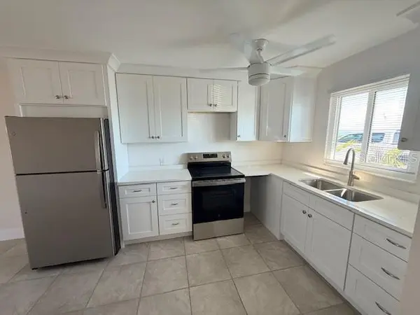 747 SAINT JUDES DR S #2, Longboat Key, FL 34228