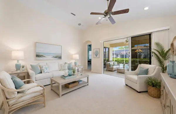 6476 ROOKERY CIR, Bradenton, FL 34203