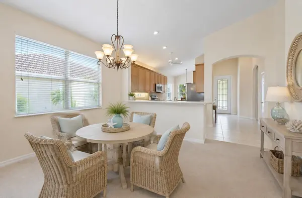 6476 ROOKERY CIR, Bradenton, FL 34203