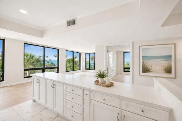 707 S GULFSTREAM AVE #307, Sarasota, FL 34236