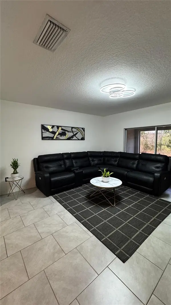 1198 SAND TORCH CIR, Davenport, FL 33837