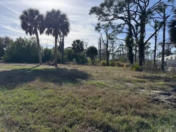 237 BOUNDARY BLVD, Rotonda West, FL 33947