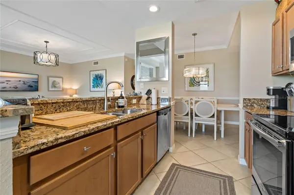 7015 RIVER HAMMOCK DR #306, Bradenton, FL 34212