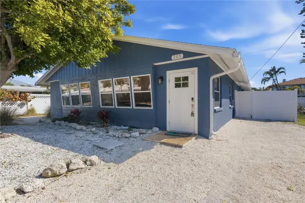 205 HAVERKOS CT, Holmes Beach, FL 34217