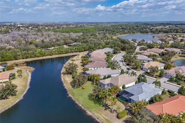 14335 STIRLING DR, Lakewood Ranch, FL 34202