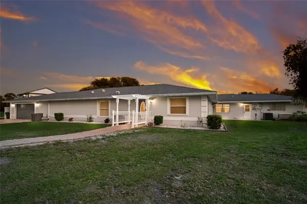 1516 FOX CREEK DR, Sarasota, FL 34240