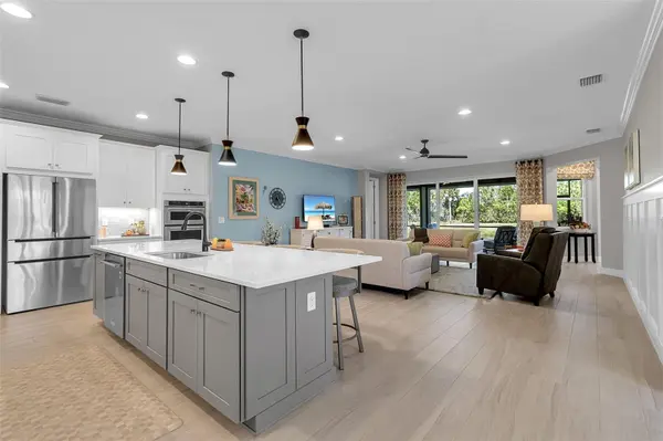 5649 LONG SHORE LOOP, Sarasota, FL 34238