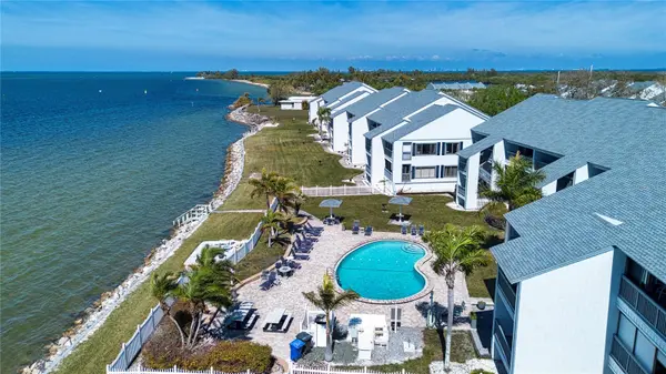 802 BAHIA DEL SOL DR #6, Ruskin, FL 33570