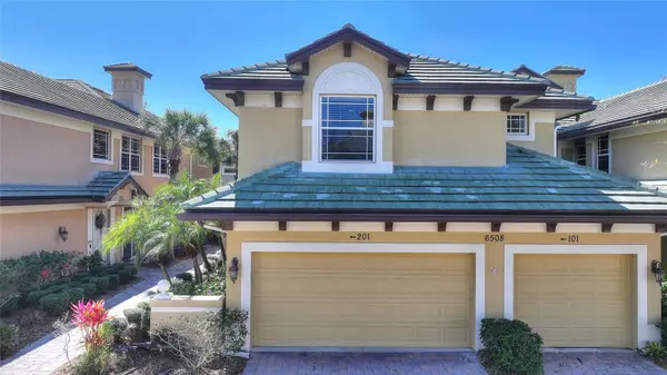 6508 MOORINGS POINT CIR #201, Lakewood Ranch, FL 34202
