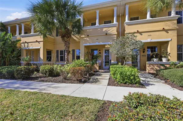 3880 82ND AVENUE CIR E #104, Sarasota, FL 34243