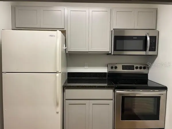 4028 CROCKERS LAKE BLVD #11, Sarasota, FL 34238
