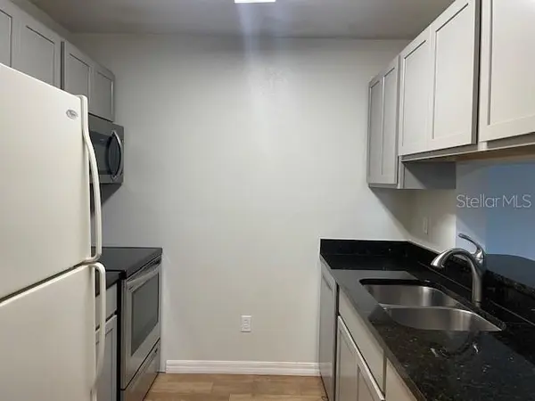 4028 CROCKERS LAKE BLVD #11, Sarasota, FL 34238