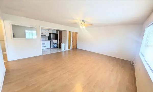 360 BASE AVE E #424, Venice, FL 34285