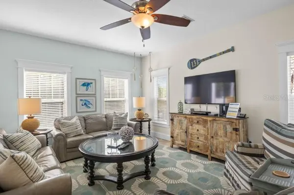 117 WILLOW AVE, Anna Maria, FL 34216