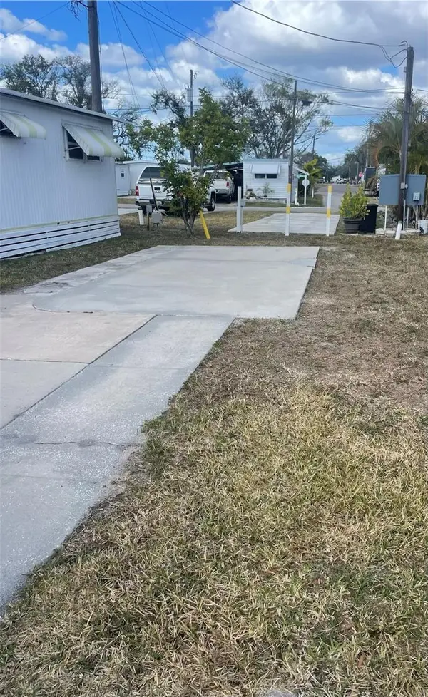56 INDIANA ST, Palmetto, FL 34221