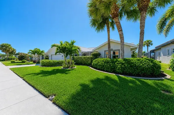 1679 VALLEY DR, Venice, FL 34292