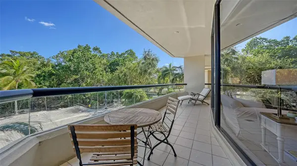 1241 GULF OF MEXICO DR #111, Longboat Key, FL 34228