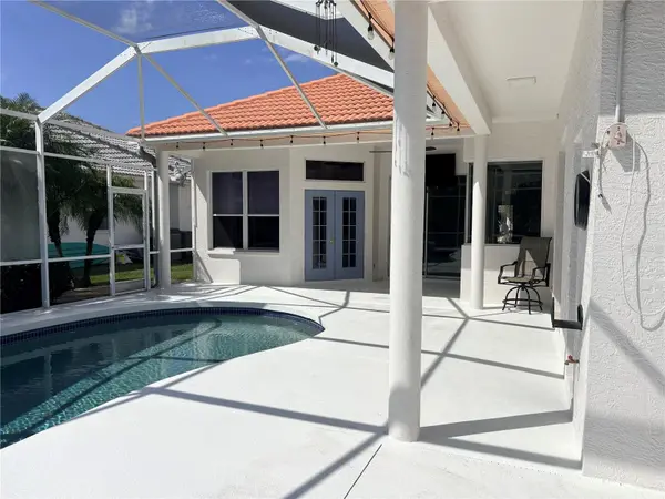7207 39TH LN E, Sarasota, FL 34243