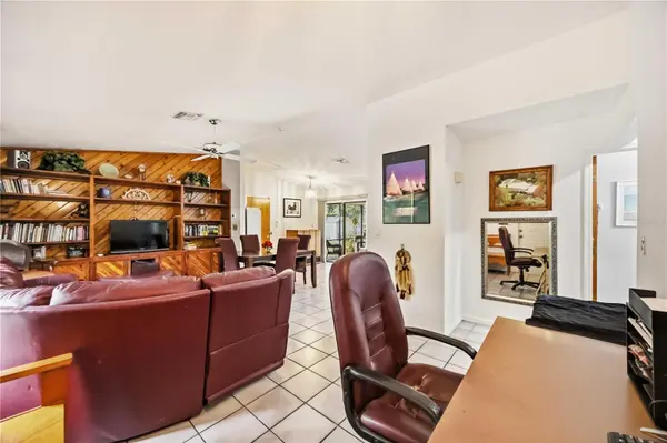 28474 COCO PALM DR, Punta Gorda, FL 33982