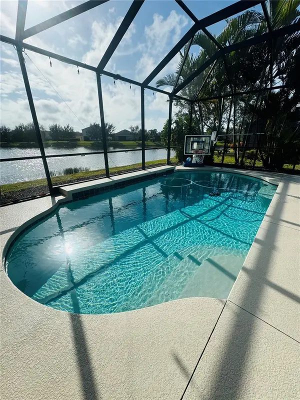 4918 MISSION PARK LN, Bradenton, FL 34211
