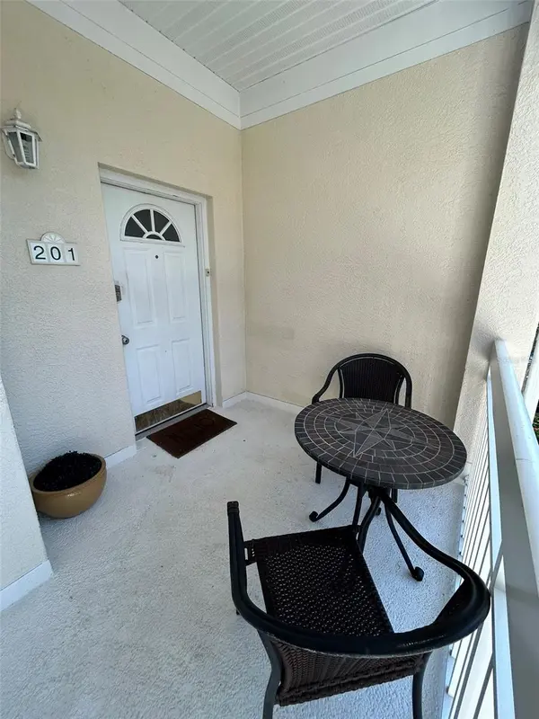 3701 54TH DR W #201, Bradenton, FL 34210