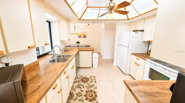 1526 GEORGETOWNE LN, Sarasota, FL 34232
