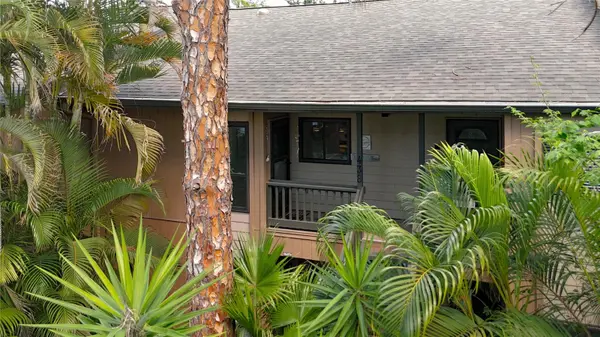 1715 PELICAN COVE RD #GL438, Sarasota, FL 34231