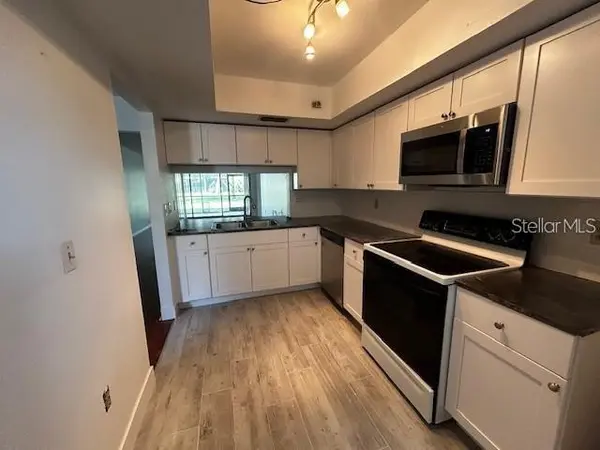 5647 SUMMER SIDE LN #41A, Sarasota, FL 34231