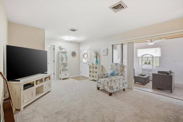 6108 PENNY LN, Bradenton, FL 34207