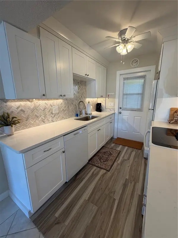 3808 GULF OF MEXICO DR #E105, Longboat Key, FL 34228