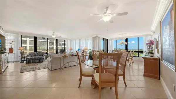 535 SANCTUARY DR #A401, Longboat Key, FL 34228